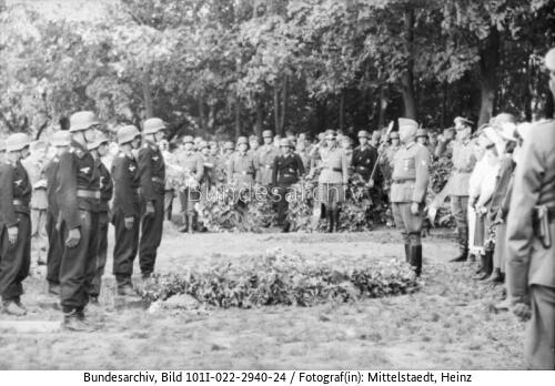 Russland, Beisetzung Walther v. Hünersdorff