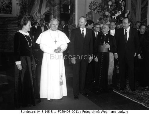 Bundespräsident empfängt Papst Johannes Paul II.