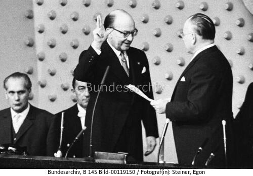 Bundestagssitzung / Vereidigung BM Balke 1961