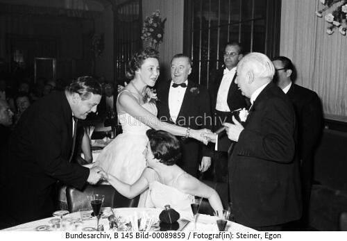 Bundespräsident Heuss und Ehepaar Strauß 1957
