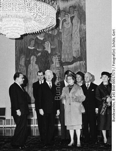 Bundespräsident Lübke im Schloss Bellevue 1960