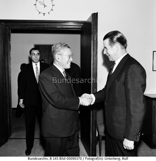Japanischer Premierminister Ikeda in Bonn 1962