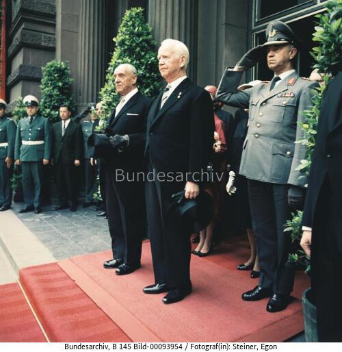 Österreichischer Bundespräsident Schärf in Bonn 1964