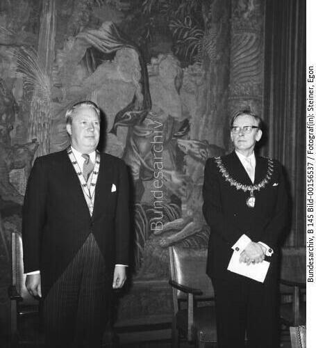 Karlspreis für britischen Lordsiegelbewahrer Heath 1963