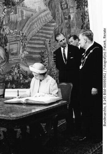 Britische Königin Elizabeth II. in Bonn 1959