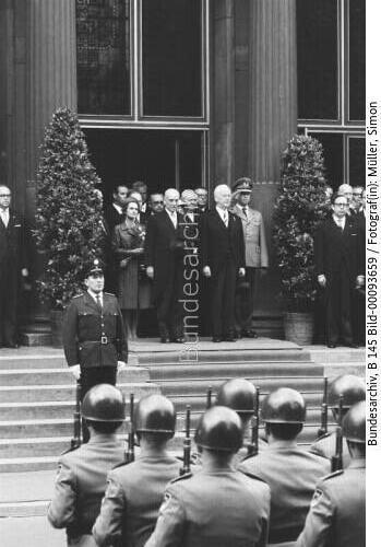 Österreichischer Bundespräsident Schärf in Bonn 1964