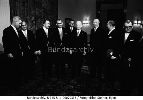 Ernennung 5. Kabinett Adenauer 1962