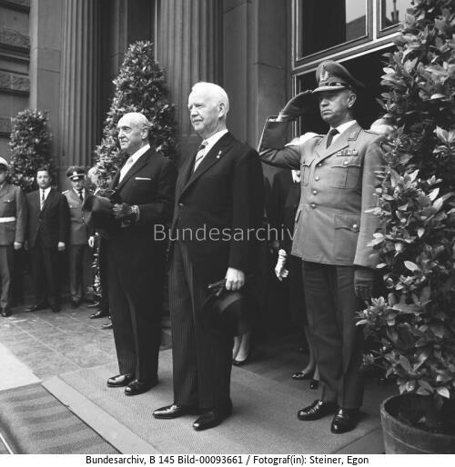 Österreichischer Bundespräsident Schärf in Bonn 1964