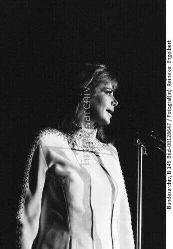 Bonn, Bundespresseball, Hildegard Knef
