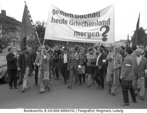 Demonstration gegen die Notstandsgesetze in Bonn 1968