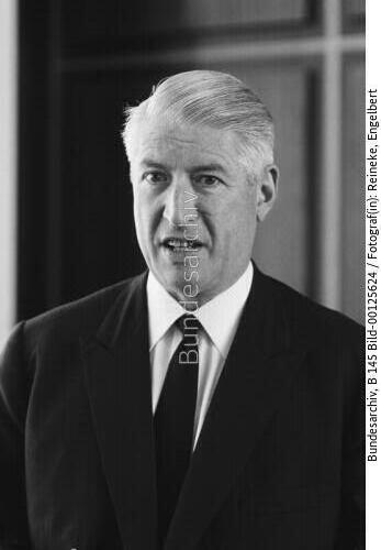 Bonn, Fritz Hellwig