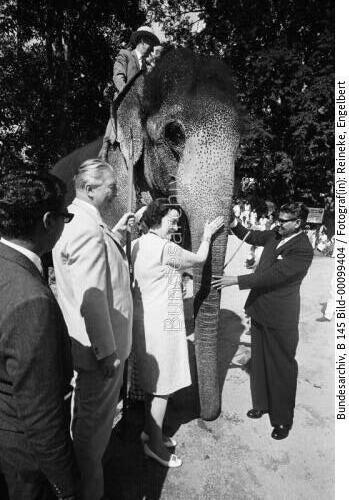 Ehepaar Kiesinger in Ceylon 1967 / Asienreise