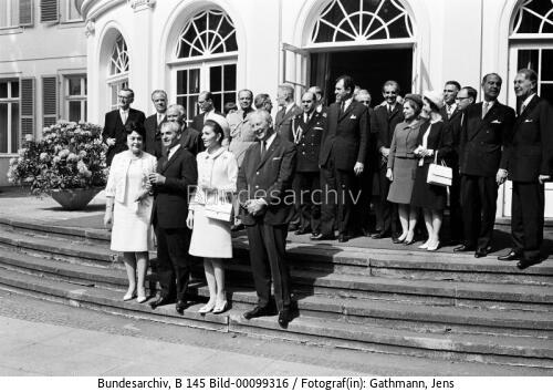 Schah von Iran Reza Pahlevi in Bonn 1967