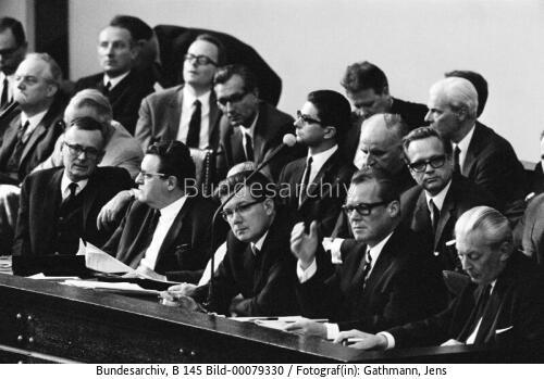 Bundestagssitzung / Verabschiedung der Notstandsgesetze 1968
