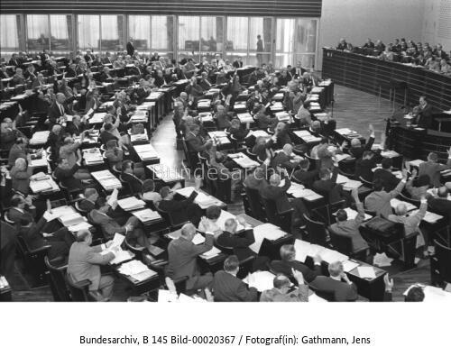 Bundestagssitzung / Verabschiedung der Notstandsgesetze 1968