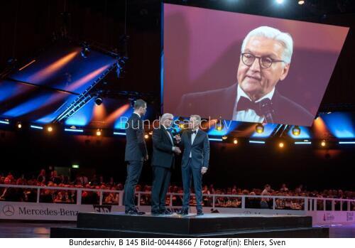 Bundespräsident Frank-Walter Steinmeier beim 50. "Ball des Sports" 2020