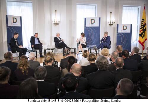 Bundespräsident Frank-Walter Steinmeier: Veranstaltungsreihe "Forum Bellevue zur Zukunft der Demokratie" 2019
