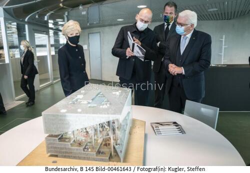 Bundespräsident Frank-Walter Steinmeier bei der Eröffnung des "Axel-Springer-Neubaus" 2020