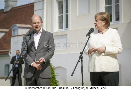 Bundeskanzlerin Angela Merkel und BM Olaf Scholz 2019