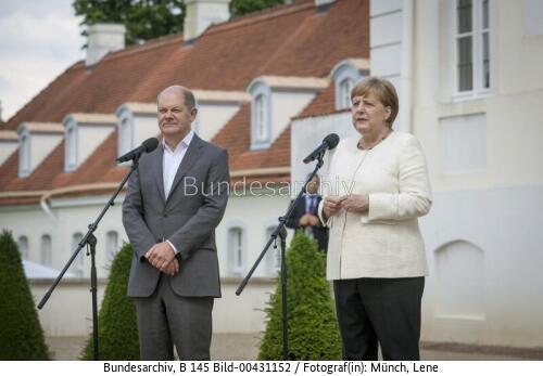 Bundeskanzlerin Angela Merkel und BM Olaf Scholz 2019