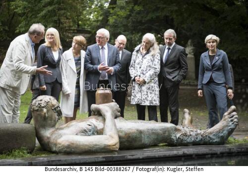 Bundespräsident Frank-Walter Steinmeier besucht die Ausstellung Skulptur Projekte Münster 2017