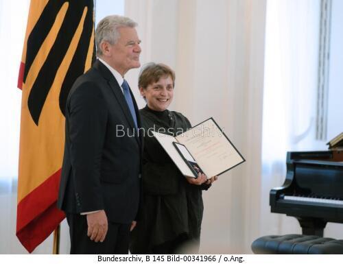 Bundespräsident Joachim Gauck und Katharina Thalbach 2015
