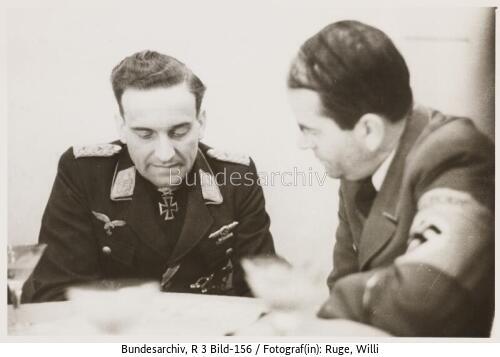 Albert Speer und Hans-Ulrich Rudel