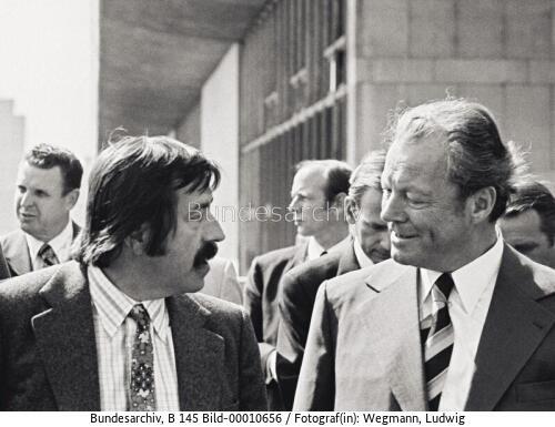 Bundeskanzler Brandt und Günter Grass 1973