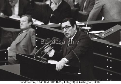 Bundestagssitzung 1974 / Verfassungsdebatte / BM Maihofer