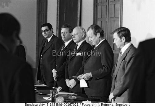 Kabinettssitzung der Regierung Brandt 1974 / Erklärung zum Tod von Frankreichs Präsident Pompidou