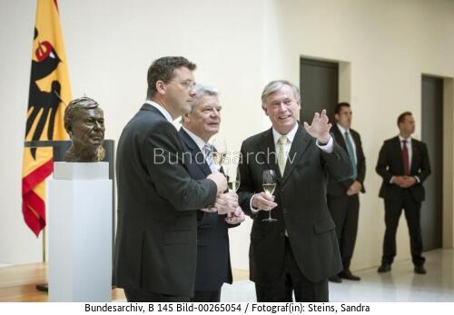 Enthüllung der Büste von Bundespräsident a.D. Horst Köhler 2012
