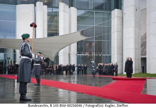 Italienischer Ministerpräsident Monti in Berlin 2012