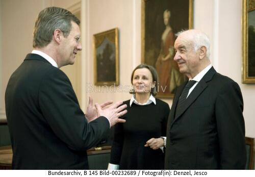 Bundespräsident Wulff empfängt Armin Mueller-Stahl 2011
