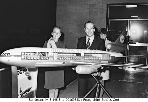 BM Gscheidle: 50 Jahre Lufthansa-Jubiläumsfeier in Berlin 1976