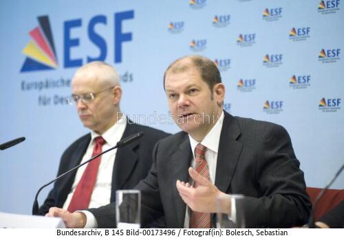 BM Scholz: Freischaltung des Internet-Portals ESF 2008