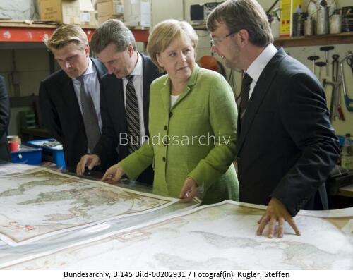 Bundeskanzlerin Merkel besucht Columbus Verlag 2009