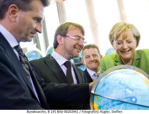 Bundeskanzlerin Merkel besucht Columbus Verlag 2009