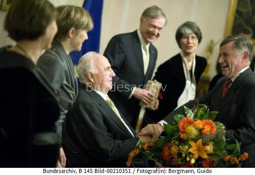 Abendessen zu Ehren von Altbundeskanzler Kohl 2009