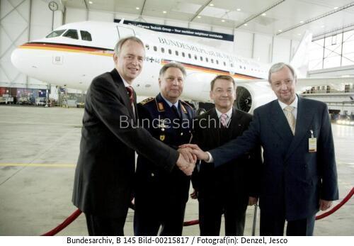 Übergabe des A319 an die Bundeswehr 2010