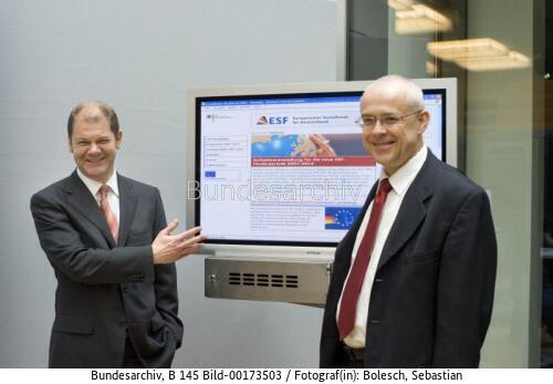 BM Scholz: Freischaltung des Internet-Portals ESF 2008