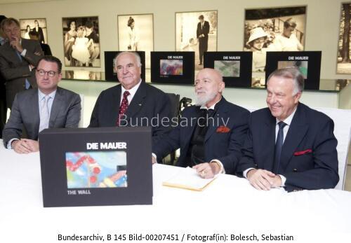 Buchpräsentation "The Wall" 2009
