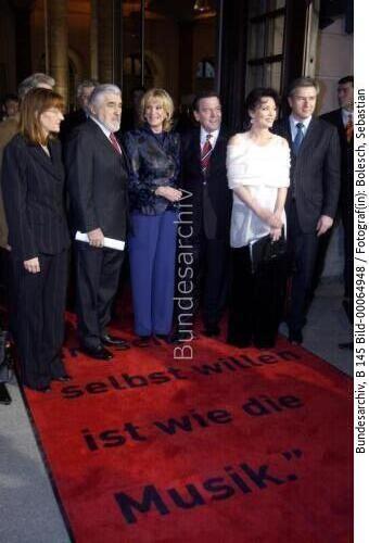Bundeskanzler Schröder: Eröffnung des Einsteinjahres 2005