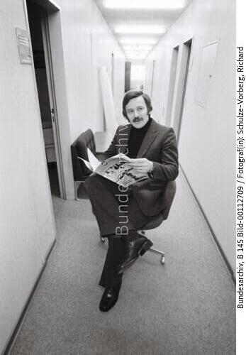 <span class="match">Jürgen Möllemann</span> 1977