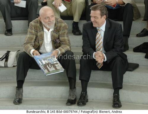 Bundeskanzler Schröder und Markus Lüpertz