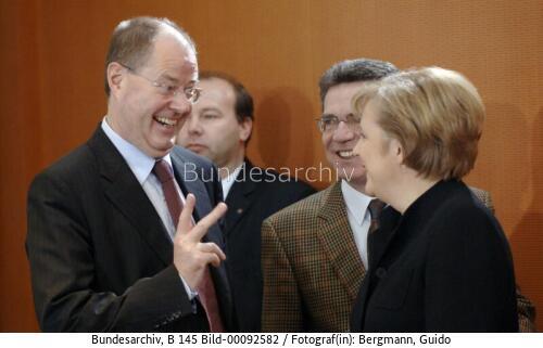 Bundesanzlerin Merkel und BM Steinbrück 2005