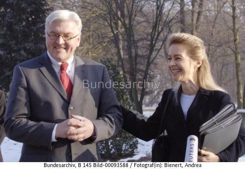 AM Steinmeier und BM von der Leyen 2006
