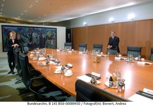 BM von der Leyen und BM Müntefering 2005