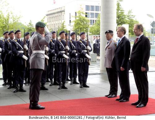 Vereidigung Bundespräsident Köhler 2004