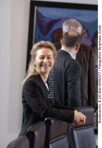 BM von der Leyen 2005
