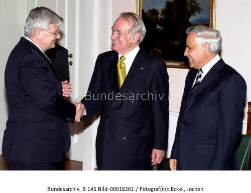 Israelischer Präsident Katsav in Berlin 2004